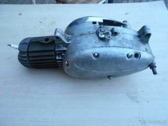 Jawa 550 pařez motor - 2