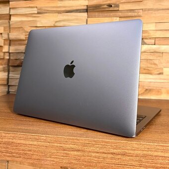 MacBook Pro 13 Touch Bar,i5,2018, 16GB RAM, 512GB ZARUKA - 2