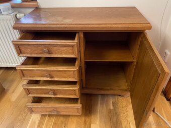 Nábytek v rustikálním stylu - 2