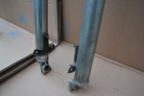 JAWA 350/634 Přední vidlice s brýlemi. NOVÁ CENA. - 2