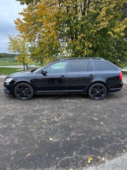 Škoda Octavia 2 RS FL Combi - 2