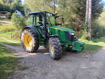 Traktor John deere 5100R - 2