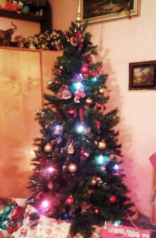 Prodám plastový vánoční stromek 180cm - 2