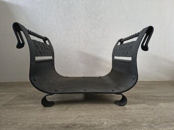 Prodám kovaný koš na dřevo - 2