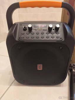 Prodám přenosný reprobox s baterií, výdrž 4-6h - 2