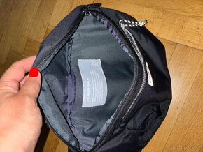 Crumpler Ledvinka - 2