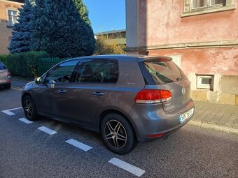 Golf 6 - 2