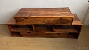 Masivní TV komoda - 2