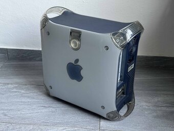 Macintosh Power PC G4 top stav - 2