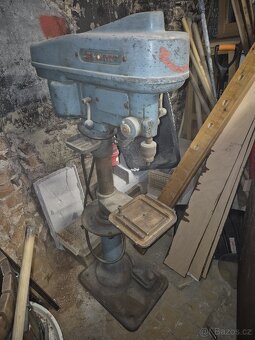 Sloupová vrtačka AEG - 2