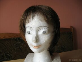 Paruka dámská. - 2