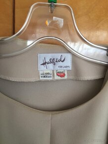 Krásný kostýmek - 2