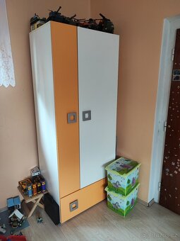 Nábytek - dětský pokojíček - 2