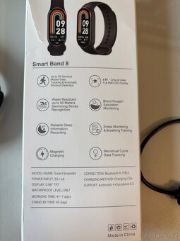 Napodobenina Xiaomi smart band 8 - 2