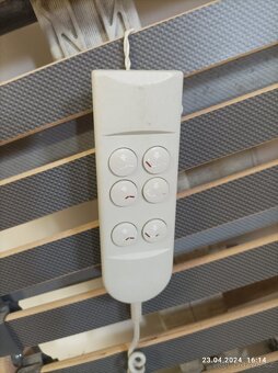 elektrický polohovatelný  rošt - 2
