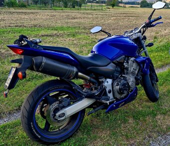 Honda Hornet 900F - 2