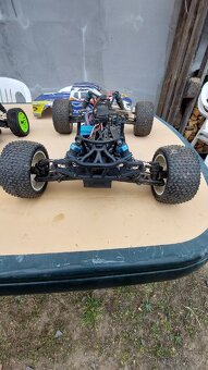 Rc auto LRP s10 blast 1/10 - 2