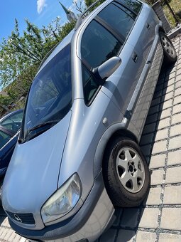 Opel Zafira - 2