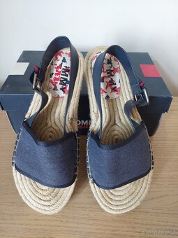 Dámské sandále TOMMY JEANS - vel. 40 - 2