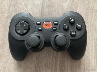 Logitech ovladač - 2