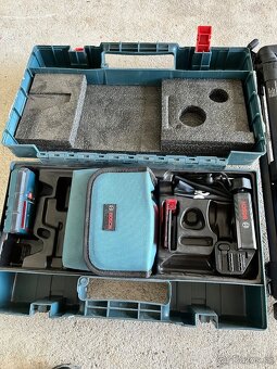 Bosch GLL 3-80 + LR6 + statív - 2
