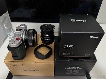 Fujifilm X-M5 + Fujinon Xf 35mm f2 + SGimage 25mm f1.8 - 2