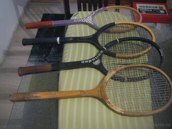 Prodám staré tenisové rakety v nálezovém stavu dle fotek. - 2