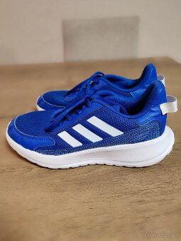 Sportovní obuv Adidas velikost 36 a 2/3 - 2