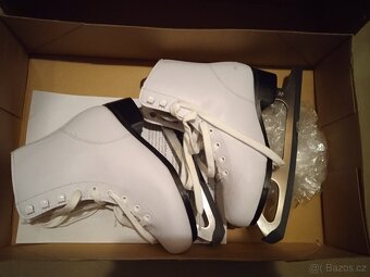 Dívčí brusle 34 - Top stav - 2