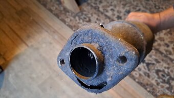 Škoda favorit výfuk s katalyzátorem - 2