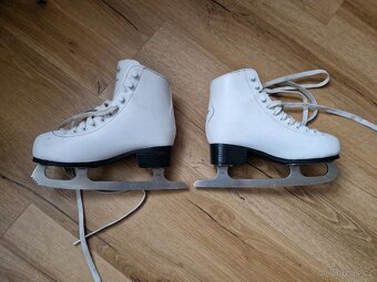 Dívčí brusle vel. 36 - 2