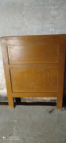 Prodám starožitné postele - 2