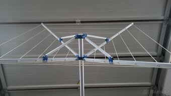 Campingový sušák na prádlo - 2