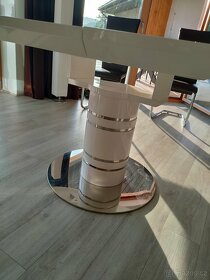 luxusní rozkládací stůl - 2