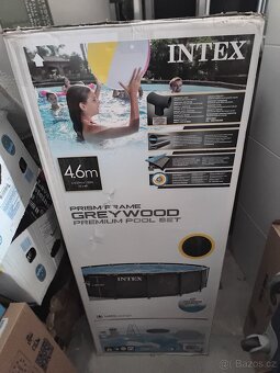 Bazén INTEX - 2