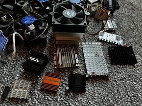 PC, CPU chladiče, různé druhy - 2