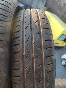 Prodám zánovní letní pneu 165/70/14 Nexen a Barum - 2