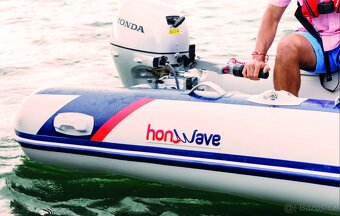 Motorový člun Honwave T35-AE, 15HP + nákladní přívěs CBS - 2