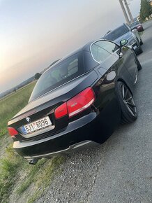 BMW e93 325i 160kw 2009 - 2