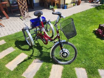 Prodám zachovalou elektro tříkolku - nová baterie - 2