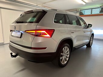 Škoda KODIAQ 2.0TDI 140kW STYLE 4x4 DSG K360 PANO ACC SIDE - 2