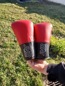 Chrániče a boxeraké rukavice Fighter, OUTSHOCK - 2