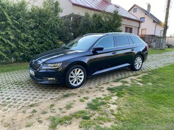 SKODA SUPERB III COMBI 2.0TDI-110KW PANORAMA NAVI LED - 2