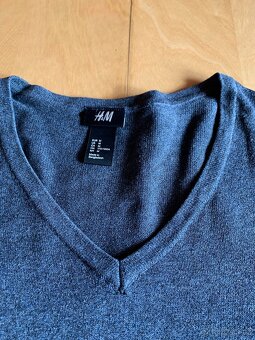 pánský tm. šedý svetr zn. H&M - vel. M - nový - 2