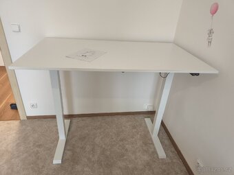 Elektrický polohovací pracovní stůl Alza Ergo - 2