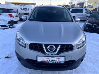 Nissan Qashqai 1.6 86KW,7MÍST,NAVI,PANORAMA - 2