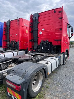 Volvo Fh 500 Globe EEV 2014 Lowdeck -Manuál Více kusů - 2