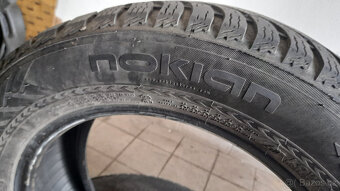 Zimní pneu NOKIAN 215/60 R17 - 2