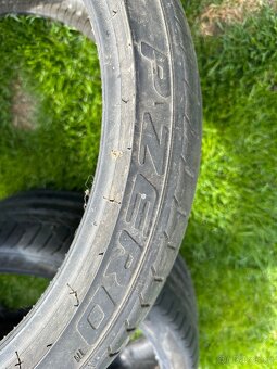 Pneu Pirelli P Zero 245/35 R20 - 2