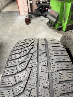 Pneu 235/55/R18 - 2